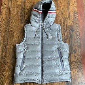 moncler vest grey
